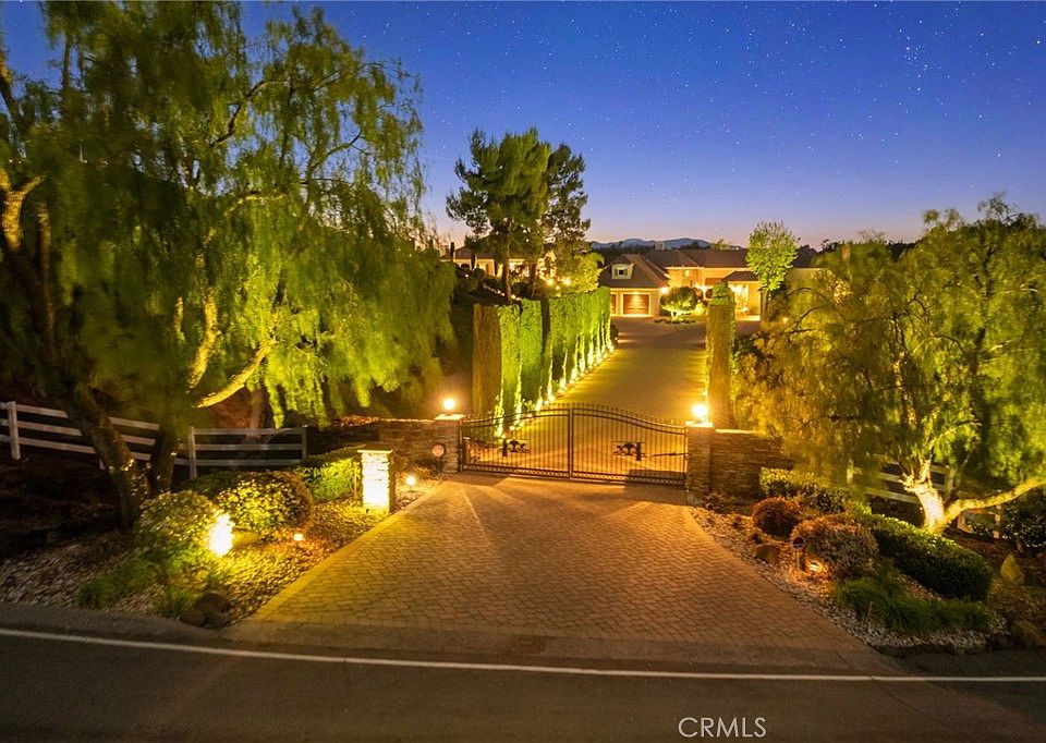 44195 Sunset Ter, Temecula, CA 92590 | MLS #SW25108467 | Zillow