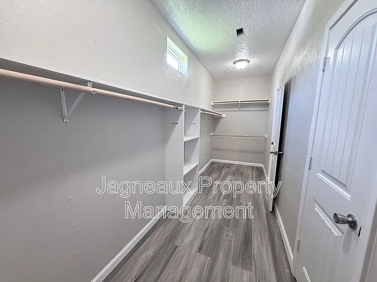 816 Shady Ln — Photo 6