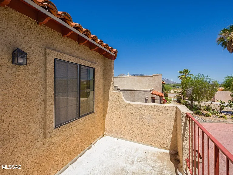 2284 W Paseo Cielo — Photo 10