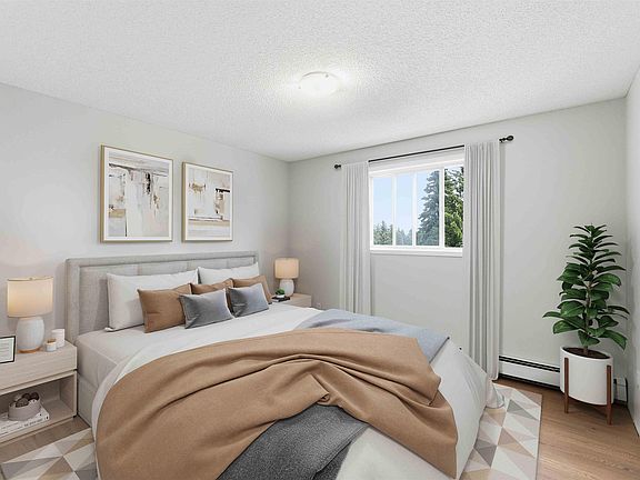 5th image of 4924 19th Ave NW #304