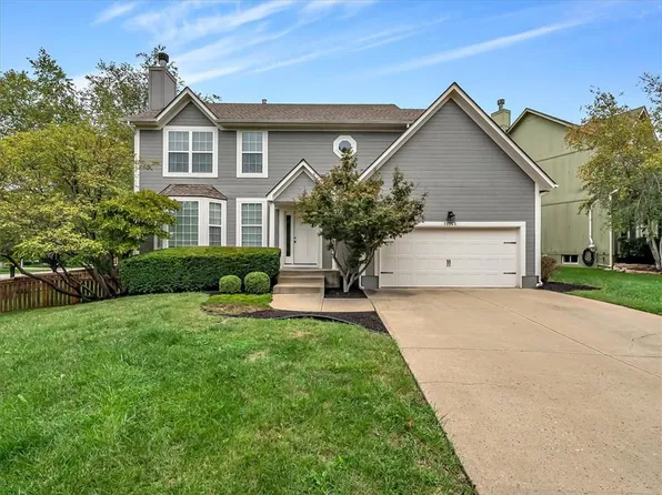 15146 W 153rd Ter, Olathe, KS 66062