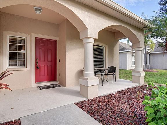 3rd image of 11733 Summer Springs Dr