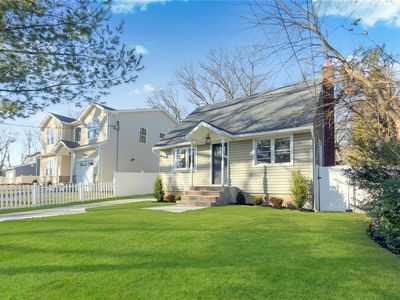 11 Hickory, Bayville, NY, 11709