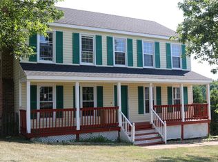 8422 Shire Ct, Mechanicsville, VA 23111