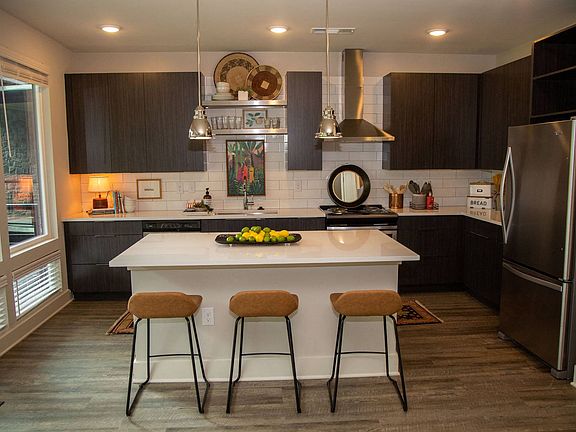 Walton Riverside Building