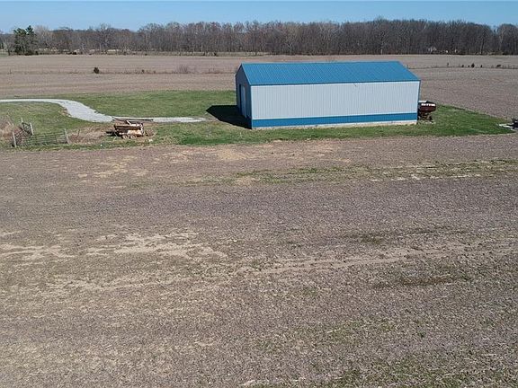 4th image of 7000 W County Road 700 S