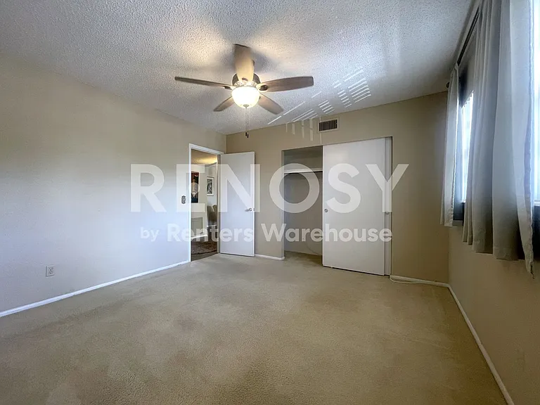 2402 Ecuadorian Way #28 — Photo 18