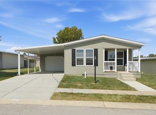 125 S Point Dr, Fairborn, OH 45324