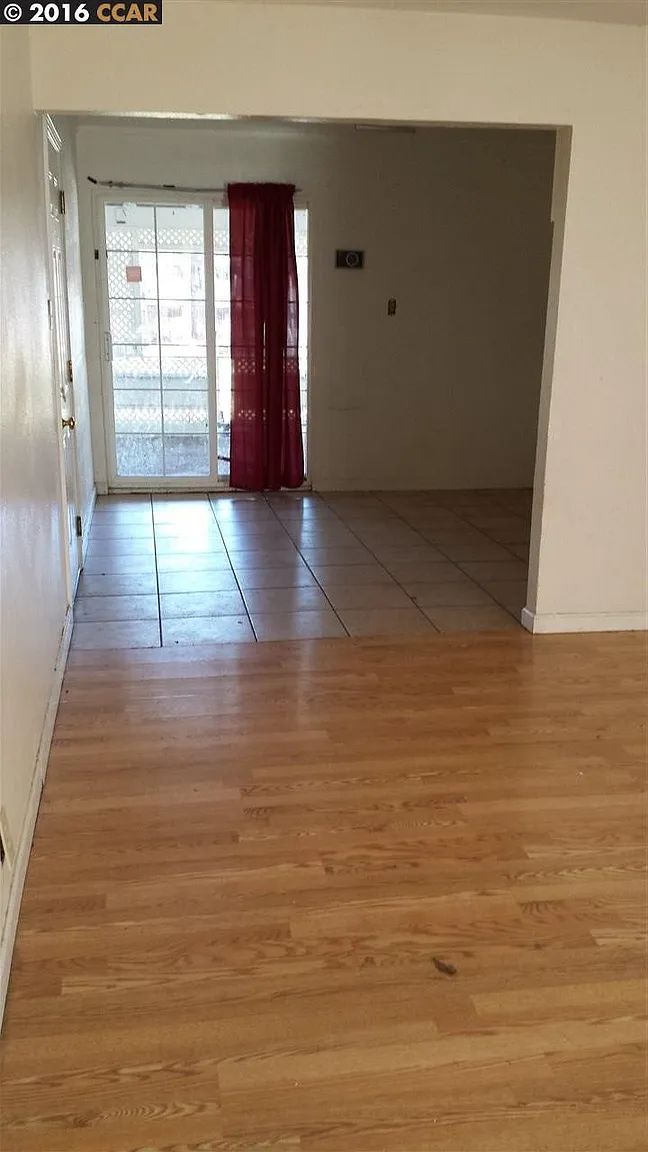 178 Mildred Ave photo 1
