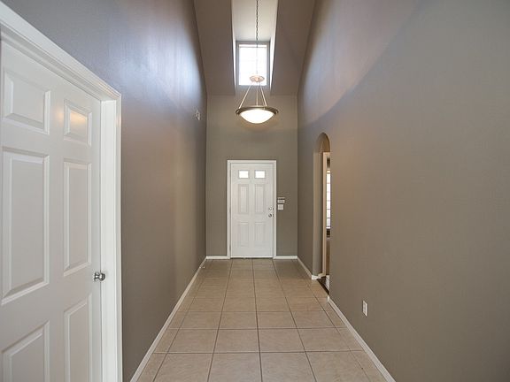 Soaring two story entry way