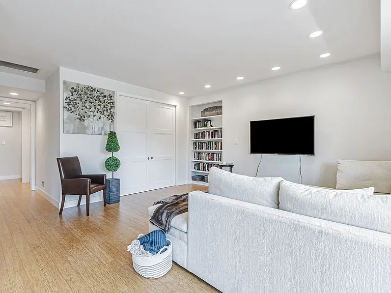 500 Fulton St #201 — Photo 16