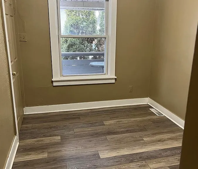 95 W Milton Ave — Photo 6