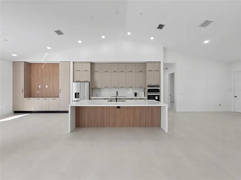 14687 Lillian Cir — Photo 9