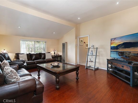 3rd image of 3255 Pyrites St