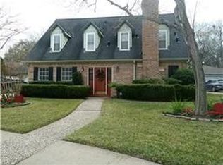 1907 Willowlake Dr, Houston, TX 77077