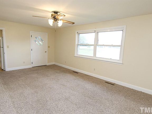 5th image of 114 Goldsboro St