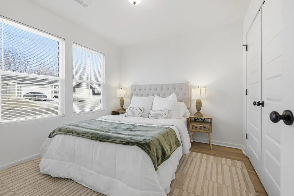 206 Alex Jordan Drive — Photo 2