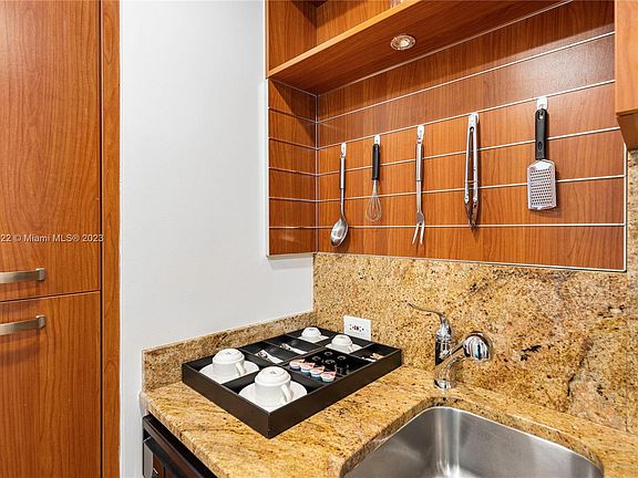 5th image of 1395 Brickell Ave #3205
