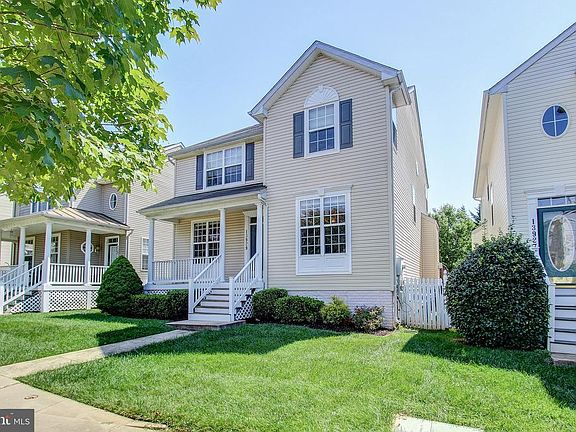 2nd image of 13929 Coachmans Cir