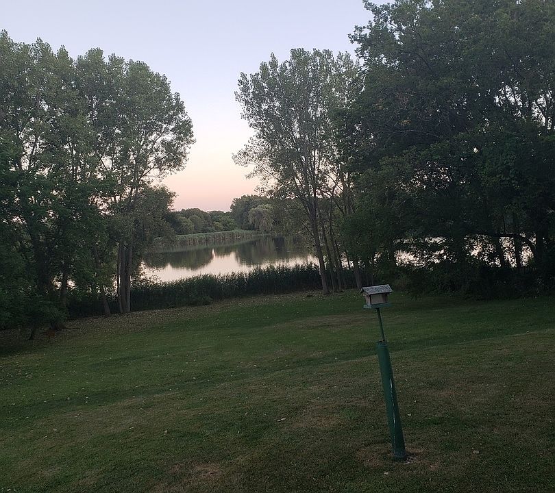 2nd image of 22765 W Long Grove Rd