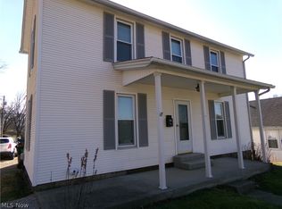 1215 Denman Ave, Coshocton, OH 43812