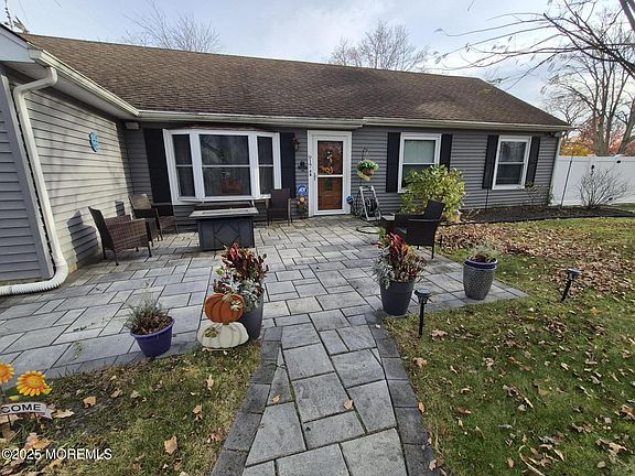 3rd image of 917 New Jersey Avenue