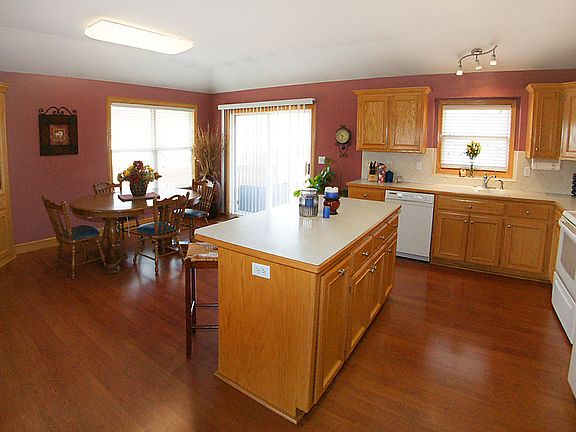 4th image of 2809 NW Mill Dr