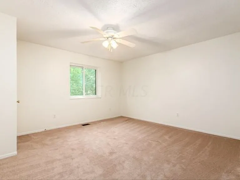 3245 Summerdale Ln — Photo 14