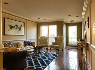 55 Dorchester Dr, Basking Ridge, NJ 07920