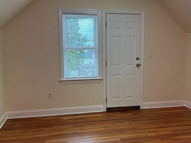 5 Woodbury Ave #3 — Photo 31