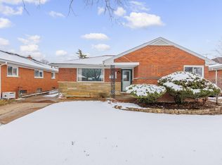 21660 Parklawn St, Oak Park, MI