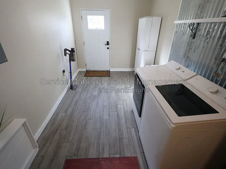 8184 Excelsior Dr — Photo 17