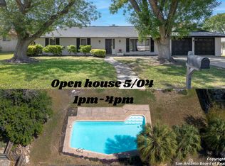 634 Sunhaven Dr, Windcrest, TX 78239