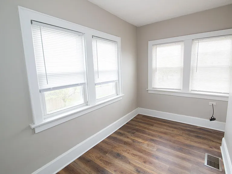 248 E Welch Ave — Photo 13