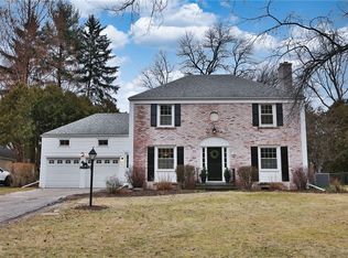 112 Babcock Dr, Rochester, NY 14610