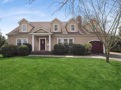 22 Fenimore Avenue, Garden City, NY, 11530