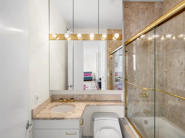 524 East 72nd Street image 15 of 30