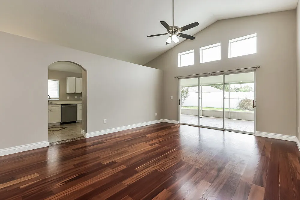 3 bed, 2.0 bath, 1505 sqft, $3,400 — Photo 3