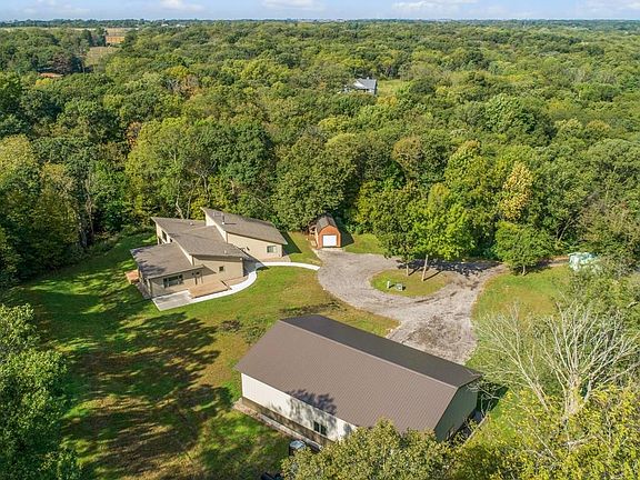 3rd image of 7275 NE Bluff Dr