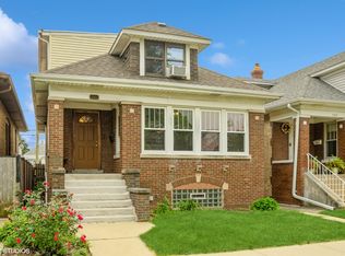 5019 W Dakin St, Chicago, IL 60641