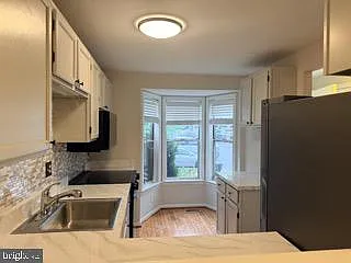 7315 Castleberg Ct — Photo 10
