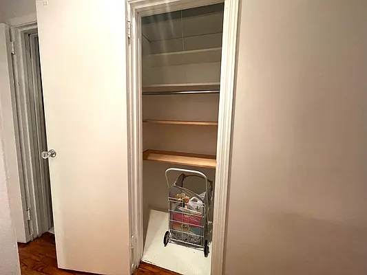 Rented by Compass | media 41