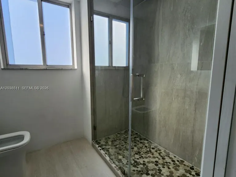 1700 NW North River Dr #606 — Photo 23