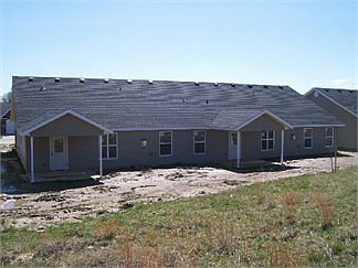 2nd image of 3126 Park Place Dr