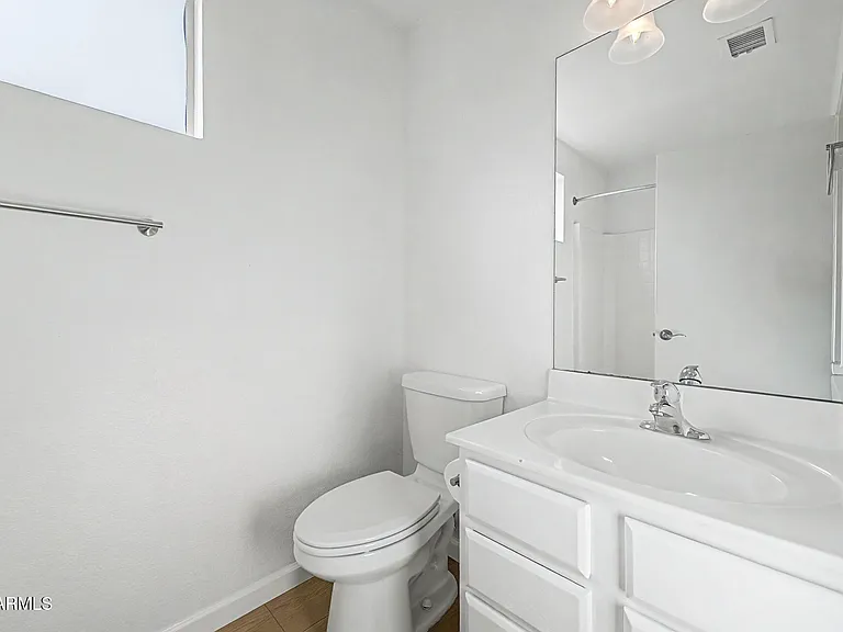 3290 E Juanita Ave — Photo 23