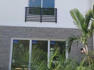 825 NE 17th Way #1, Fort Lauderdale, FL 33304