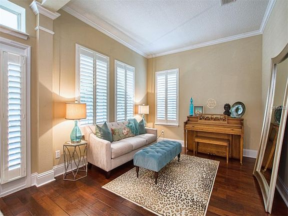 3rd image of 5247 High Park Ln