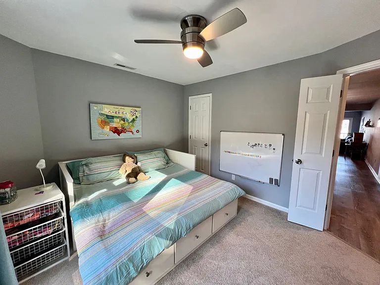 366 Northwest Dr — Photo 4