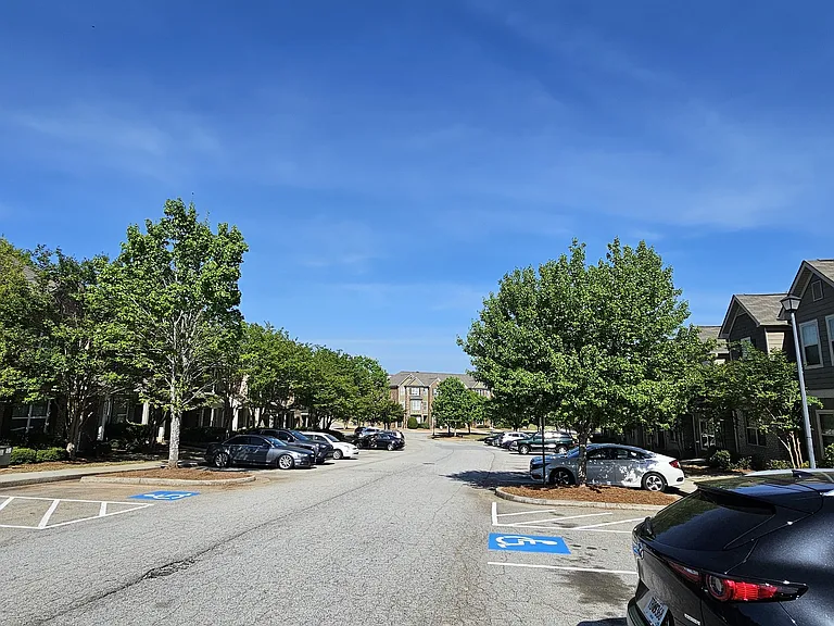 3004 Bayrose Cir #102B — Photo 2