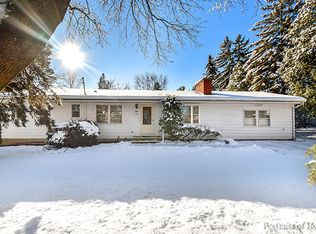 28W703 Warrenville Rd, Warrenville, IL 60555